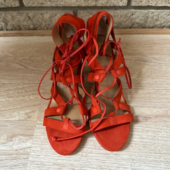 New Banana Republic Suede Strappy Lace up Sandals 8.5  Blovk Heels - Picture 2 of 10